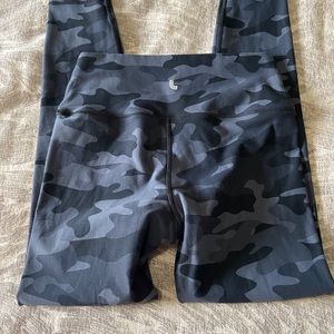 Lole camo leggings